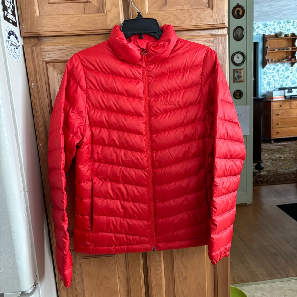 Marmot 700 Fill Medium Jacket EUC